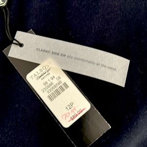 Brand new classic side zip Navy 12p